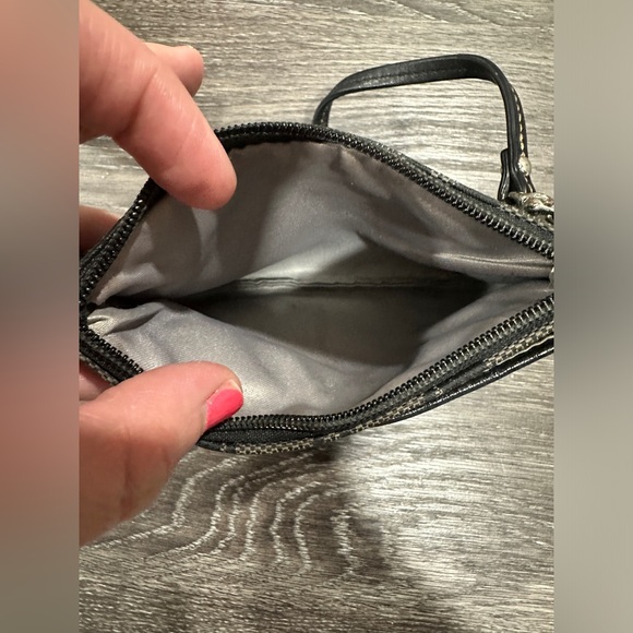 COACH signature Small Black/Grey Wristlet - Picture 6 of 6